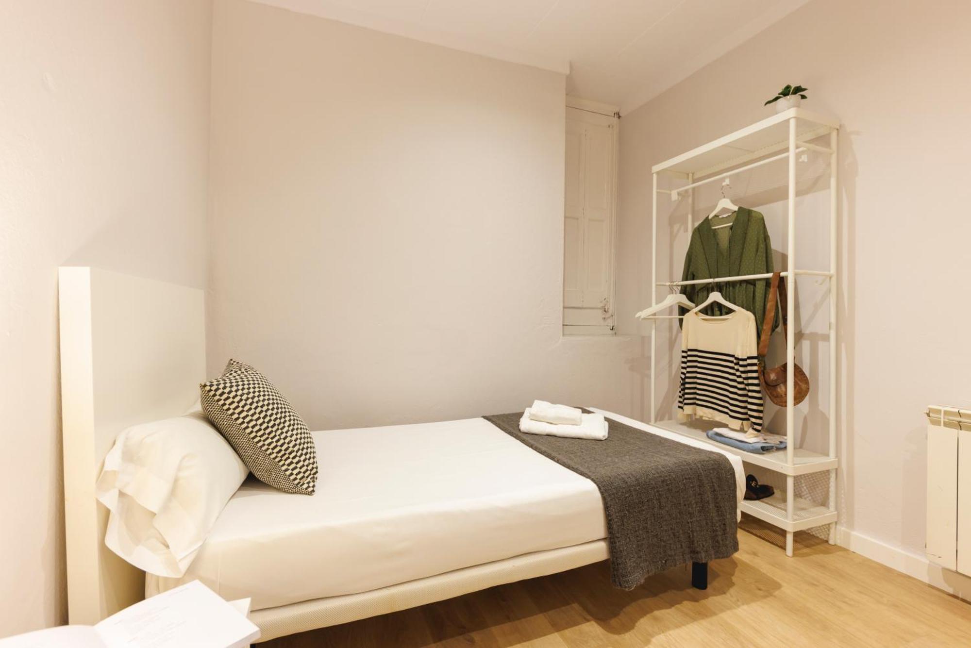 Apartamentos Mora 4 Girona Exterior foto